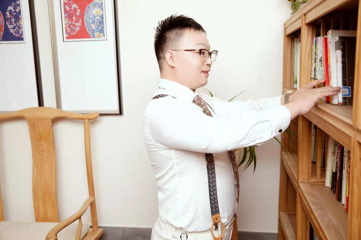 香港地产中心创始人王坦，做终身回报社会的企业家
